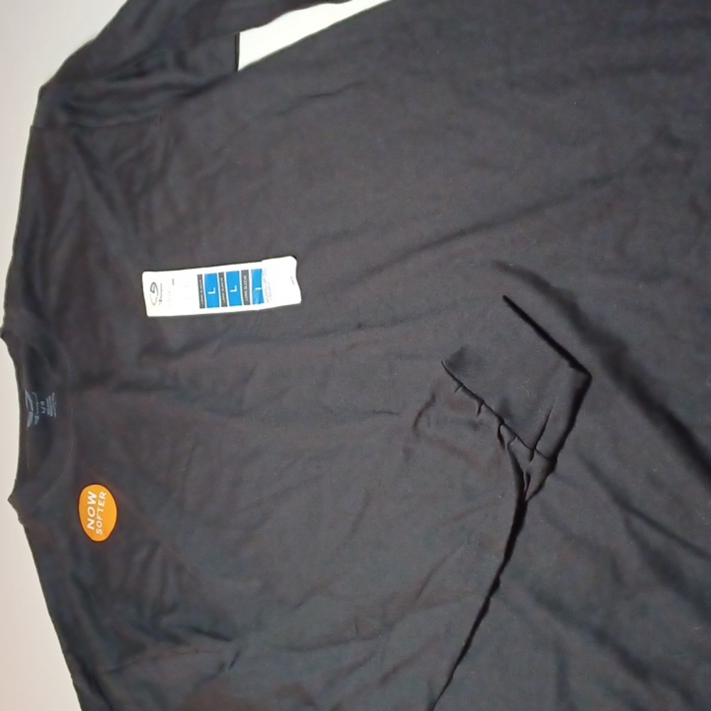Champion active performance long sleeve size large u neck tee nwt